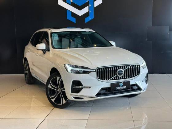 VOLVO XC60 2.0 T8 RECHARGE PLUS AWD GEARTRONIC